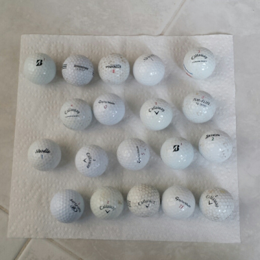 19 Callaway, TaylorMade, & other golf balls